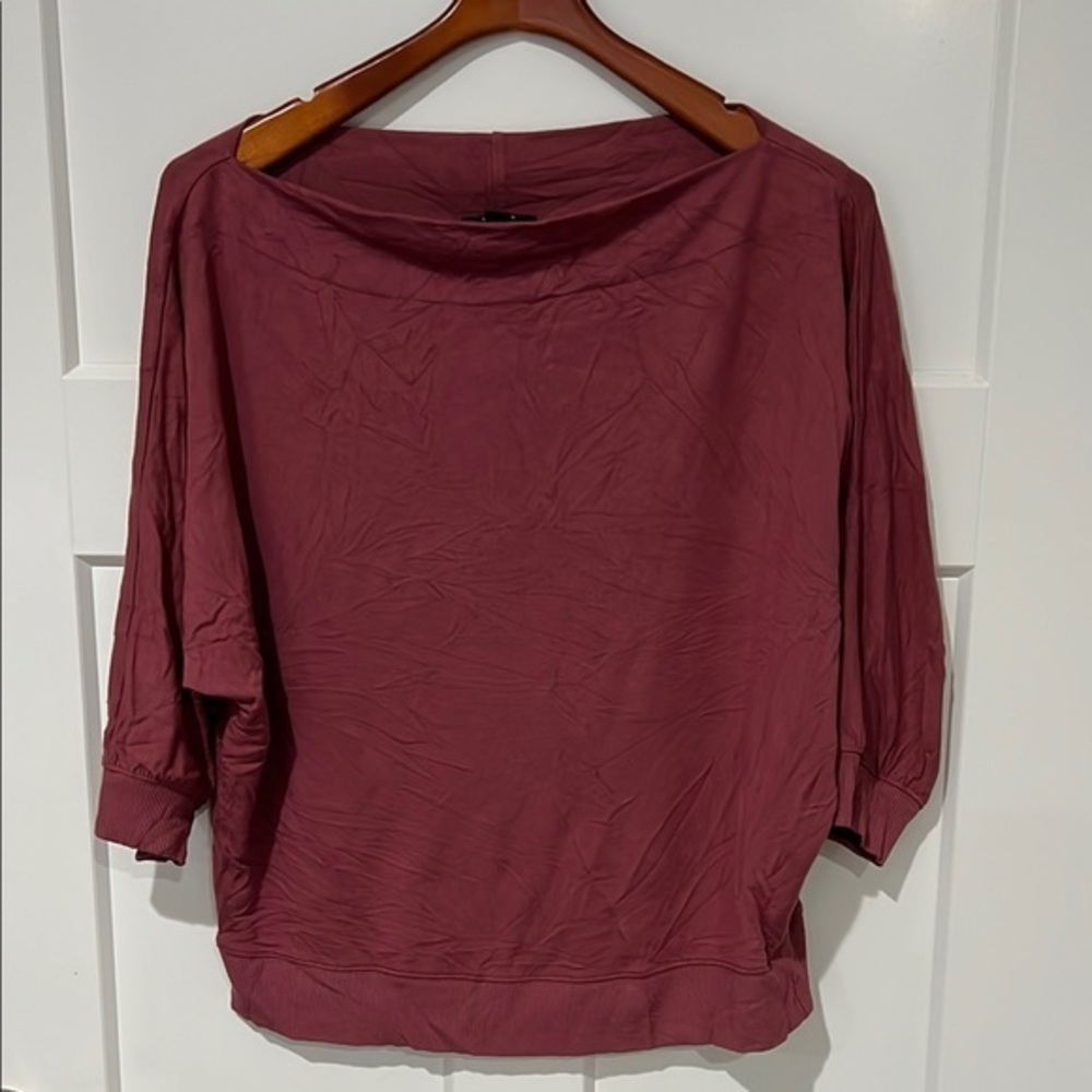 Simply Vera Wang Boat Neck  Blouse Sz L
